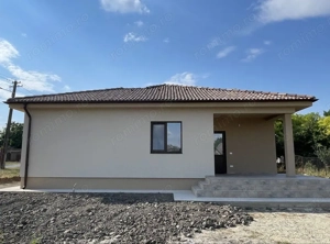 Casa individuala com Peciu Nou-  loc. Dinias - imagine 4