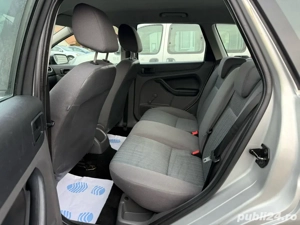 Ford Focus Turnier 1.6i AC 100 CP euro4  - imagine 8