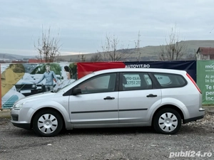 Ford Focus Turnier 1.6i AC 100 CP euro4  - imagine 5