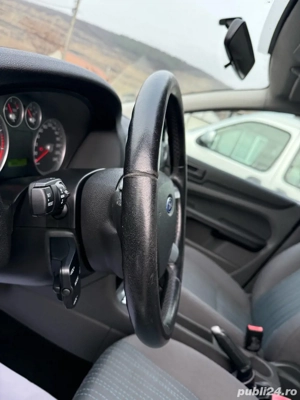 Ford Focus Turnier 1.6i AC 100 CP euro4  - imagine 14