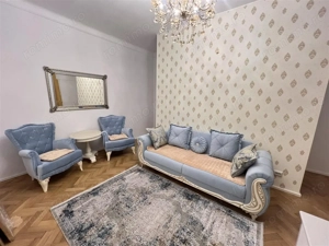 3 camere deosebit amenajat LUX  boxa curte acces auto