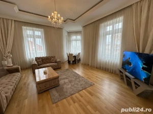 Apartament LUX 3 Camere Decomandat 2 Bai Centrala Proprie Zona Centru