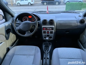 Vând Dacia Logan 2006 Unic Propietar 88.000 Km Originali - imagine 2