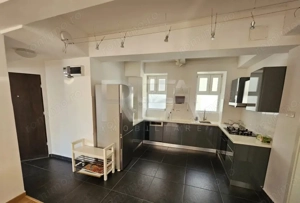 3 Camere, Vis-a-vis de Universitatea Națională de Muzică - imagine 4