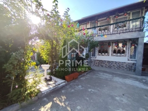 Casa Individuală 4 camere, 180 mp, zona Cugir