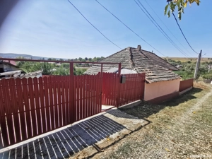 Vand casa bătrânească  - imagine 2