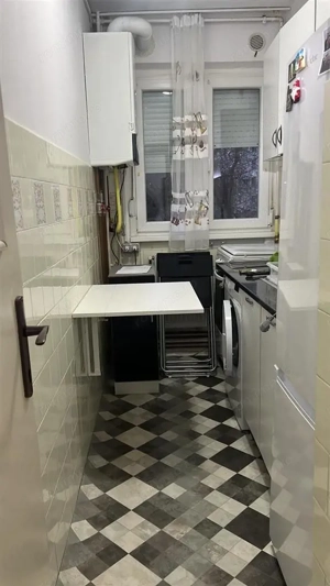 2 camere etaj 1 CENTRALA PROPRIE- Circumvalatiunii bloc reabilitat termic