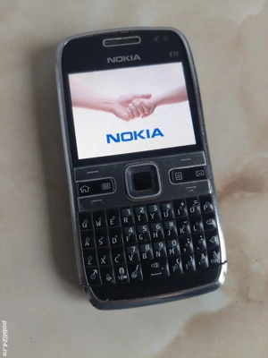 [E72] Vând Nokia E72, în stare bună dar cu probleme la încărcare [poze reale]