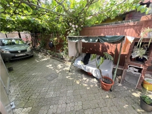 Casa pentru 2 familii zona Ghiroda CENTRALA teren 570mp - imagine 12