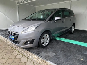 Peugeot 5008 7 locuri 1.6 TDI 120 CP 2016  - imagine 10