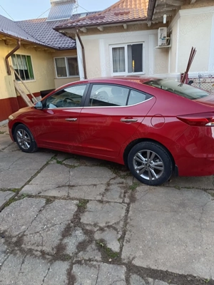 Hyundai Elantra 2018, 61.000 KM, Unic proprietar - imagine 4