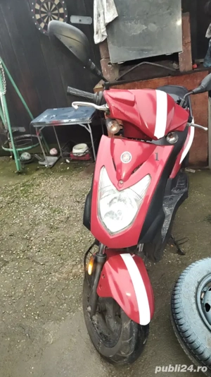 Vand scuter de 50 cc