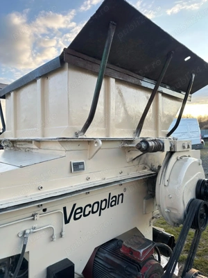 Vând tocător lemnos și material plastic - imagine 4