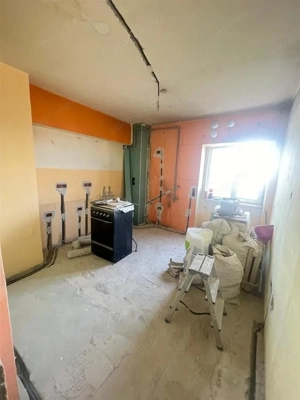 4 cam Dorobantilor 85 mp in curs de amenajare - imagine 6