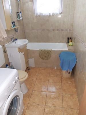 3 camere decomandat vedere pe 2 parti CENTRALA zona Dambovita - imagine 6