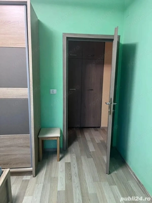 Vand apartament 2 camere Giroc - imagine 7