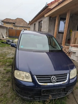 Dezmembrez volkswagen touran 1.9 tdi  - imagine 2