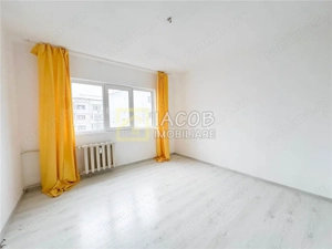 Apartament 2 camere decomandat- Zona Nord, Digul Barnat