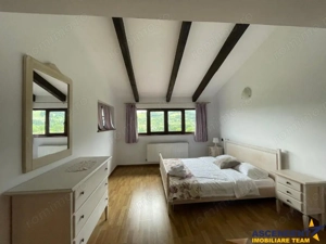 Pensiune:3 km de Castelul Bran, 2.900mp teren, aviz ISU, predare la cheie - imagine 14