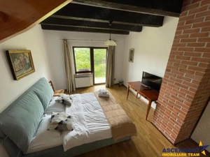 Pensiune:3 km de Castelul Bran, 2.900mp teren, aviz ISU, predare la cheie - imagine 16