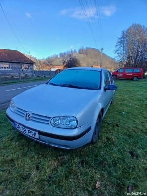 Vand golf 4 1.6 benzina