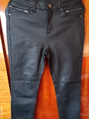 Pantaloni dama-masura M