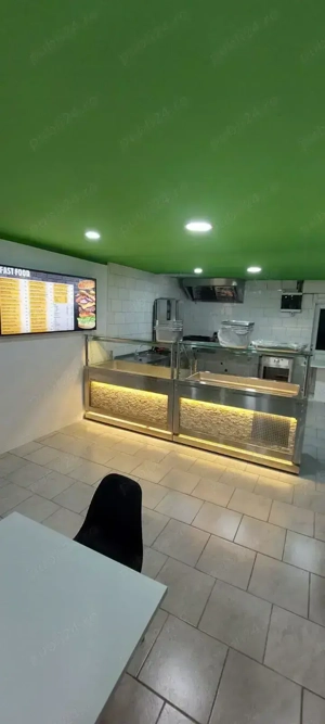 Vând vitrină rece și calda