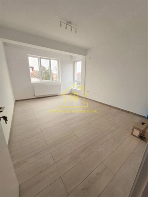 Oltenitei-Paraul Rece- 3 Cam- 77mp-Dec- Mutare rapida- Et.1- Parcare - imagine 20