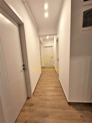 Oltenitei-Paraul Rece- 3 Cam- 77mp-Dec- Mutare rapida- Et.1- Parcare - imagine 19