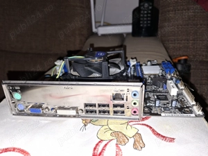 Placa de baza ASROCK H61M-DGS + CPU I5 2500