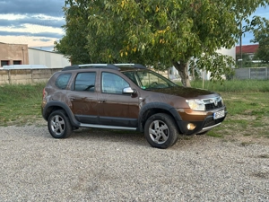 Vând Dacia Duster 1.5 diesel 4x4 decuplabil - imagine 2