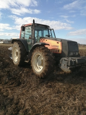 Tractor Valtra 8750  - imagine 4