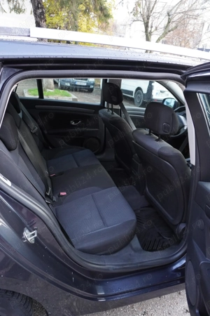 Vând Renault laguna 3  - imagine 5