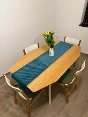 Set masa din bambus cu 4 scaune  