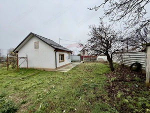 Casă / Vilă cu 2 camere de vânzare - imagine 3