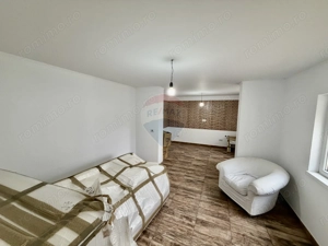 Casă / Vilă cu 2 camere de vânzare - imagine 9