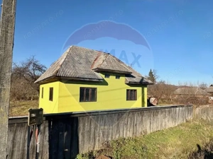 Casă cu 3 camere in Sarbi,Maramures - imagine 3