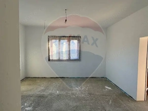 Casă cu 3 camere in Sarbi,Maramures - imagine 11