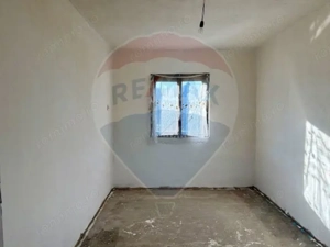 Casă cu 3 camere in Sarbi,Maramures - imagine 12