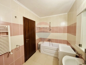Apartament cu 3 camere de închiriat în zona Nufarul - imagine 11