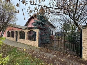 Casă 7 camere + spațiu comercial 55 mp – Orțișoara, 0% comision