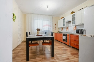 Casă / Vilă cu 6 camere de vânzare I Podul Iloaiei I Comision 0% - imagine 5