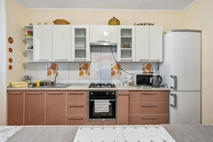 Casă / Vilă cu 6 camere de vânzare I Podul Iloaiei I Comision 0% - imagine 6