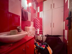 Apartament 3 camere, decomandat, 2 bai, etaj 2 - Zona Bancilor - imagine 13