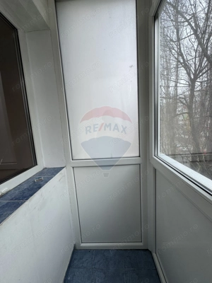 Apartament 2 camere de vanzare - Podul Giurgiului - imagine 17