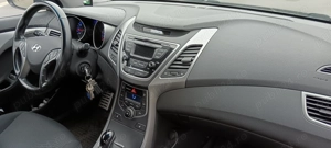 Vând Hyundai Elantra impecabilă. - imagine 7