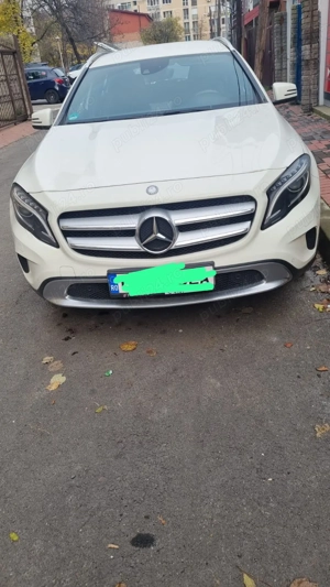Mercedes Benz GLA 200 - imagine 3