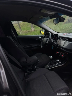 Alfa Romeo Giulietta  - imagine 5