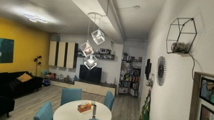 Vând apartament 3 camere 