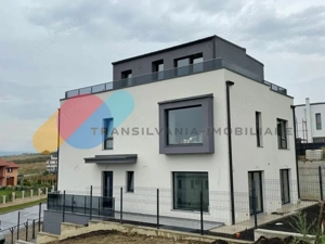 Unitate locativă tip duplex, 120 mp, teren 200 mp, str. Voroneț